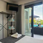 Assos Luxury Pefkochori